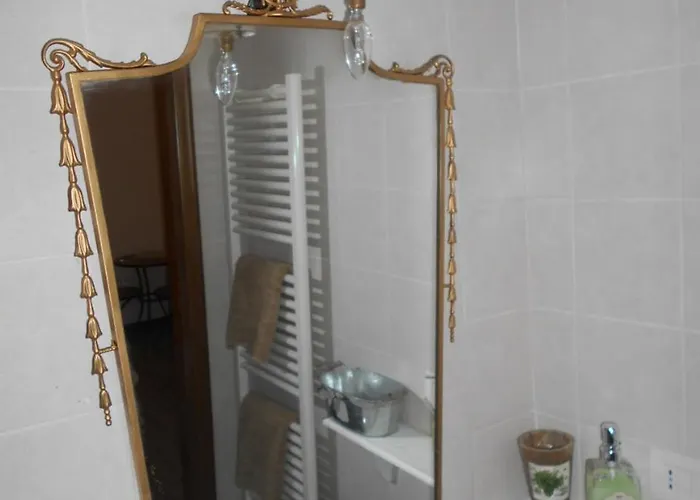 Jackie O' A La Maison