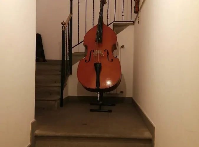 Jackie O' A La Maison B&B